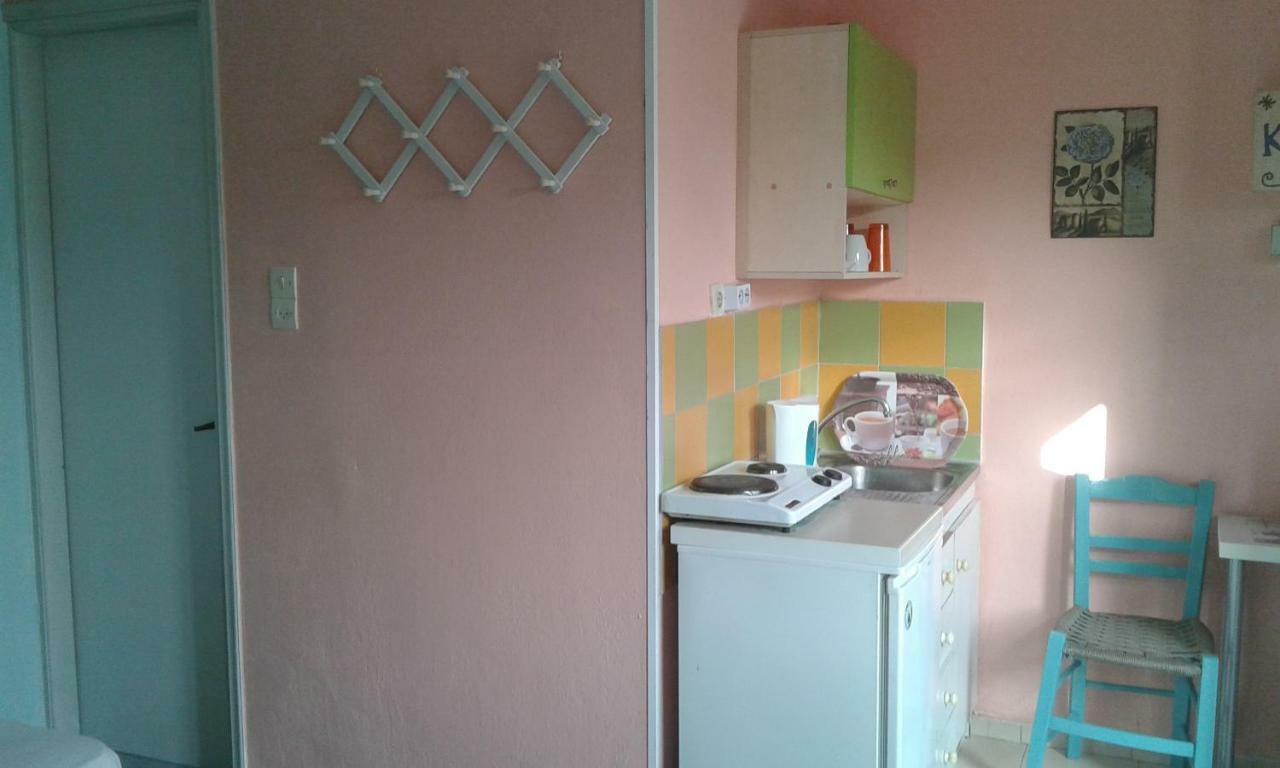 Αmmos Rooms Палеохора Екстер'єр фото
